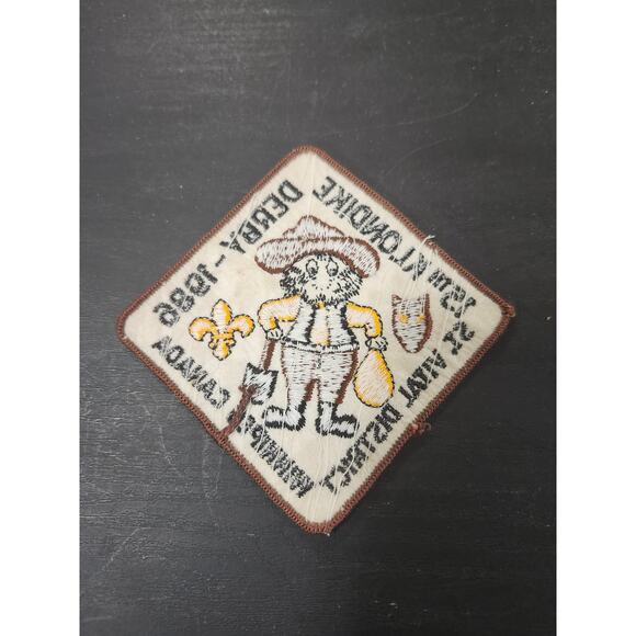 1986 Klondike Derby Patch St Vital District Scout Winnipeg Canada BSA Gold Miner - Picture 2 of 3